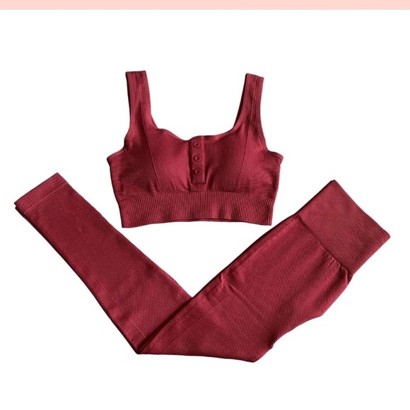 Abs2B Sexy Buttons Seamless Set Wine, High Compression, Scrunch Butt, Small, NWT - Picture 4 of 11